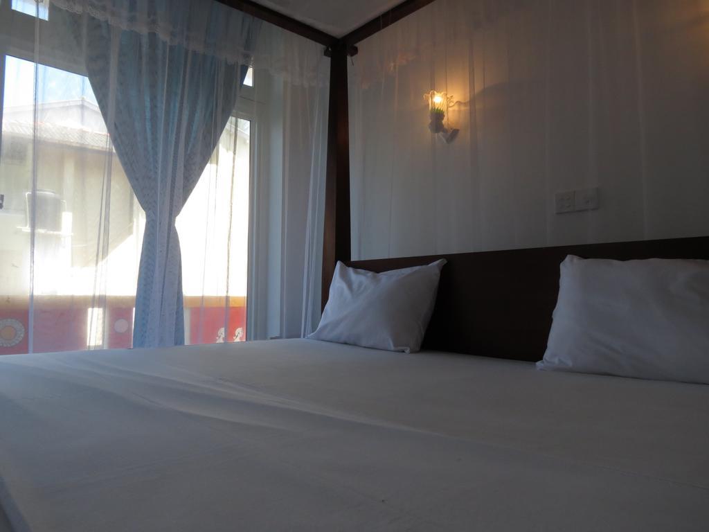 Why Not Guest House Hikkaduwa Quarto foto